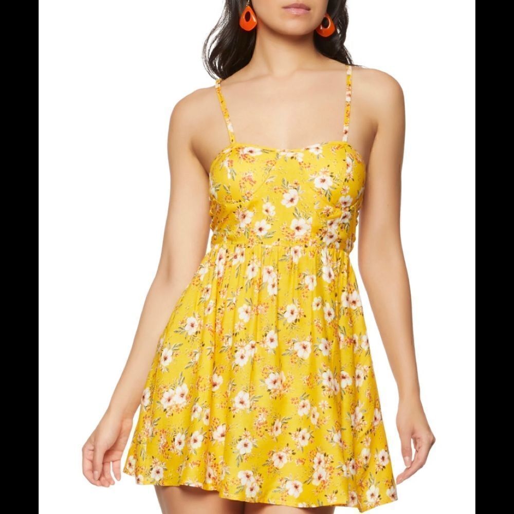 🆕 JOLIE and Joy yellow floral print sundress with padded cups sz M